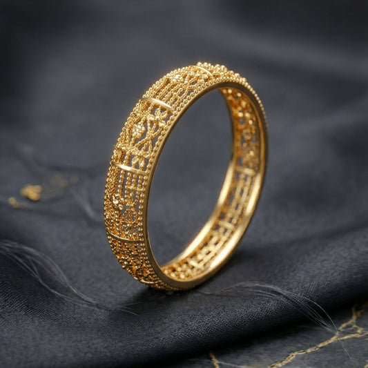 Royal Filigree Gold Band Ring