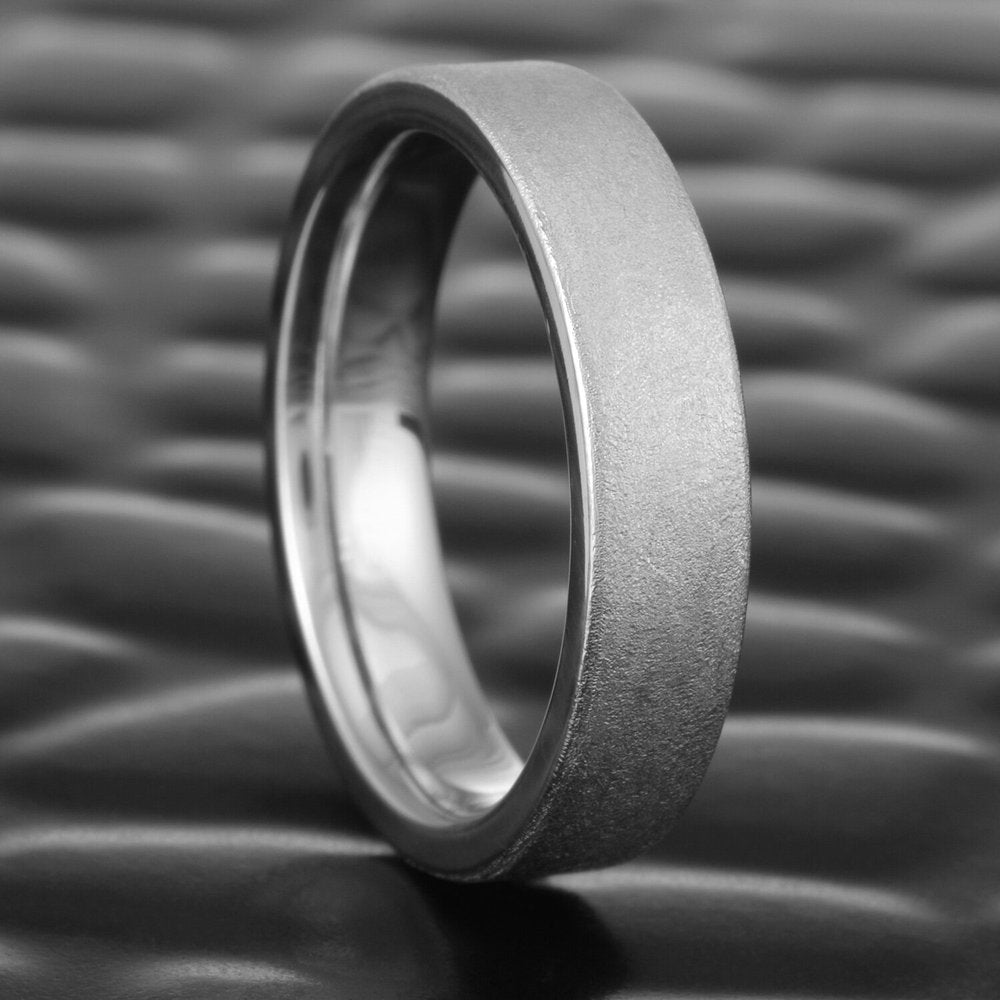 Men’s Brushed Silver Flat Band – Minimalist Matte Ring